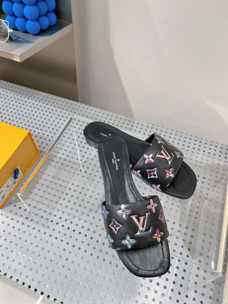 Louis Vuitton Slippers